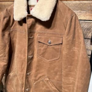 Alternative view of Iron & Resin - Jakke Hunter Oiled Canvas